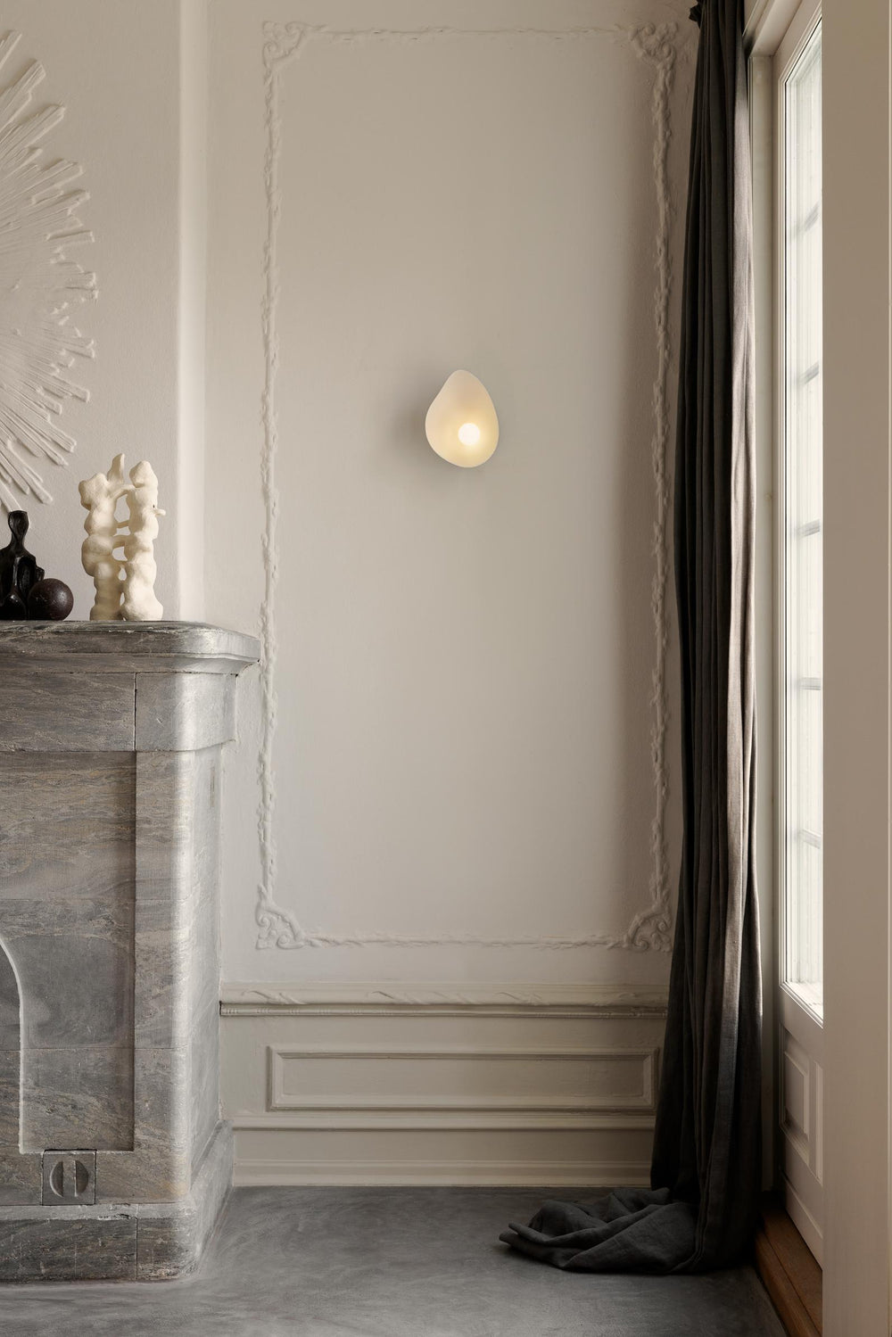 Nuura Florii 1 Wall Dark Bronze - White