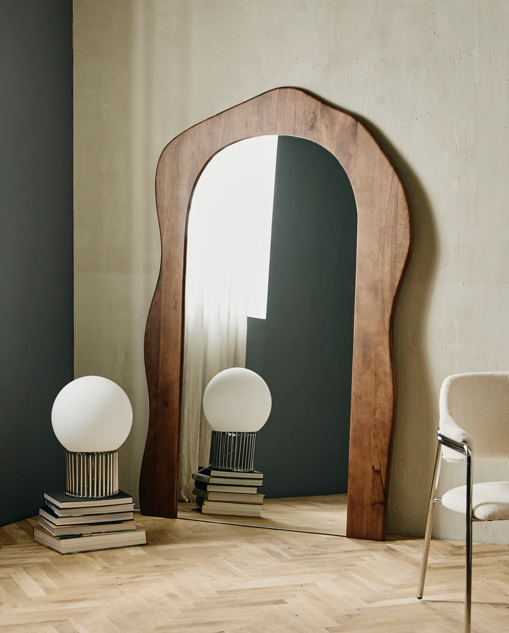 ATILLA MIRROR