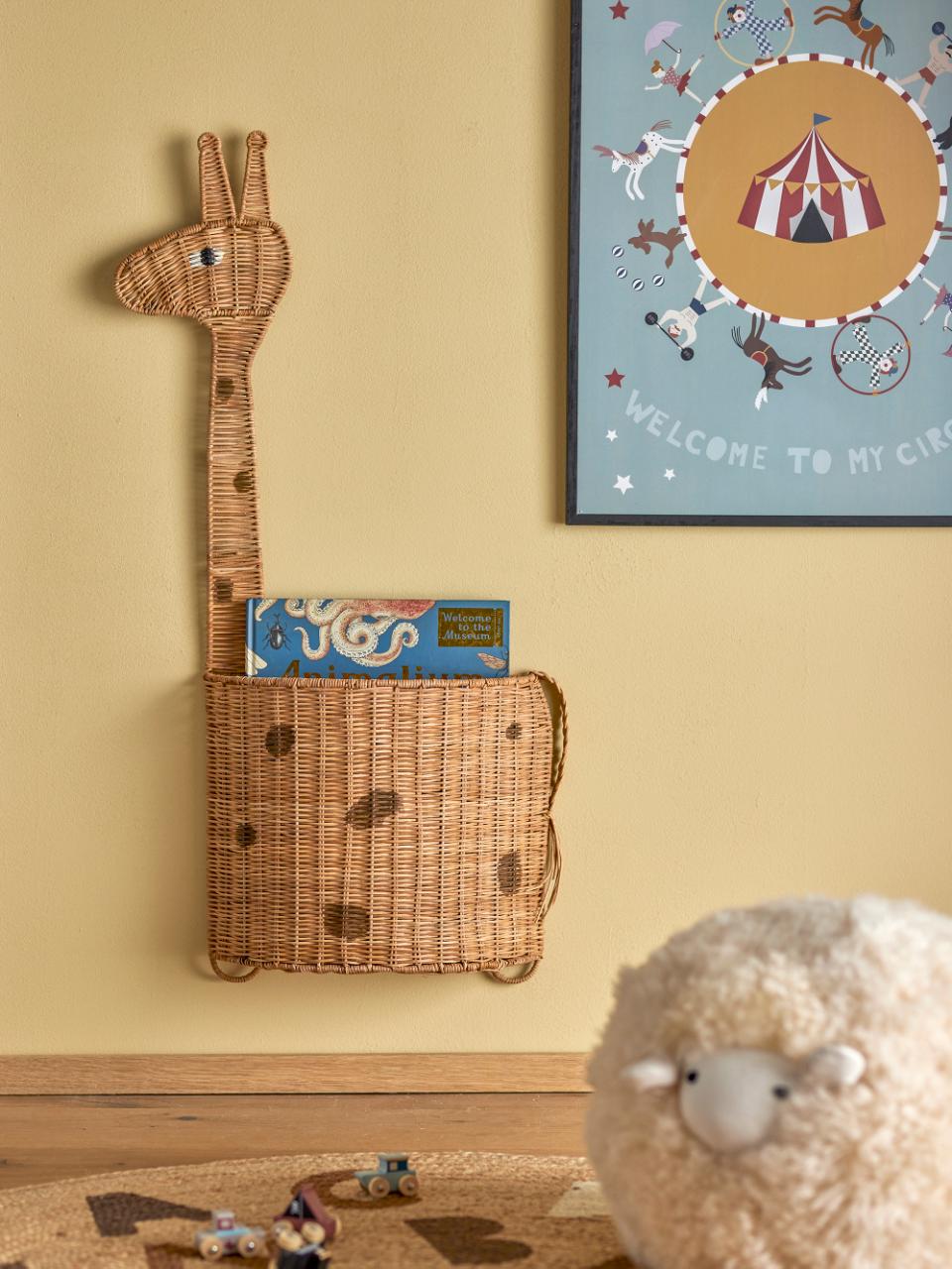 Philine Wall Basket