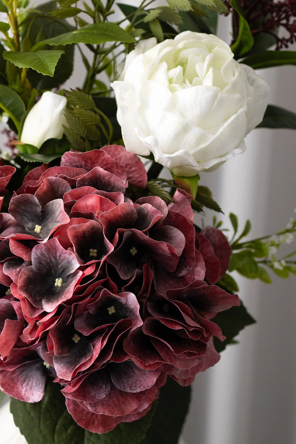 Bloom Objects Bordeaux Bloom Buket
