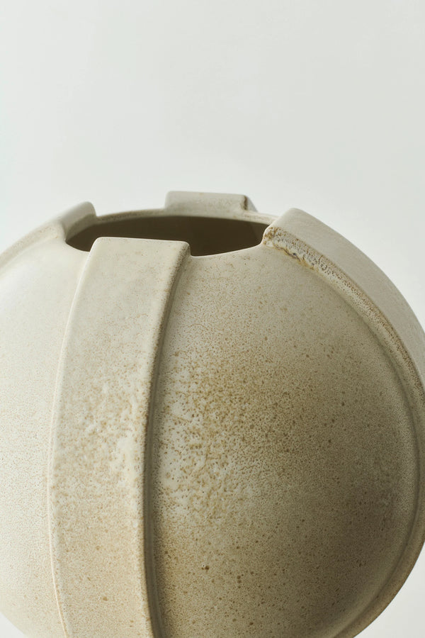 Vinci Vase 01