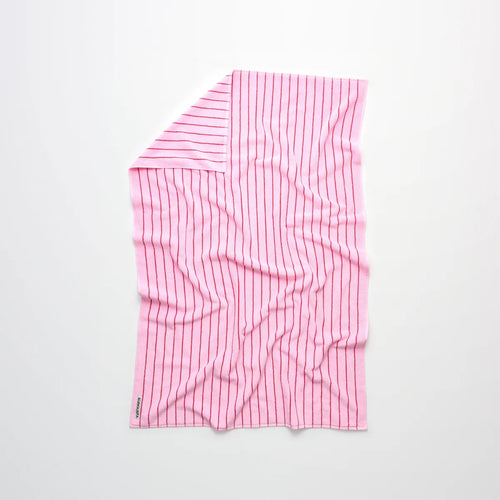 BONGUSTA Naram Bath Sheet - Badehåndkle, baby pink & ski patrol