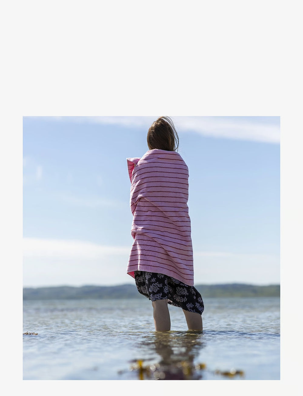 BONGUSTA Naram Bath Sheet - Badehåndkle, baby pink & ski patrol