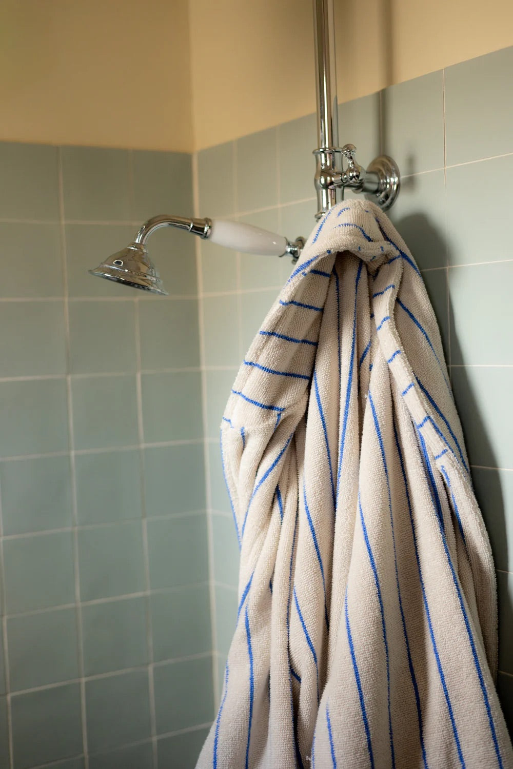 BONGUSTA Naram Bathrobe - Badekåpe, moonbeam & ultramarine