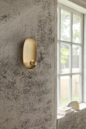 Votive AV20 Veggmontert Lysestake i Messing